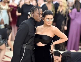 Kylie Jenner and Travis Scott at the red carpet