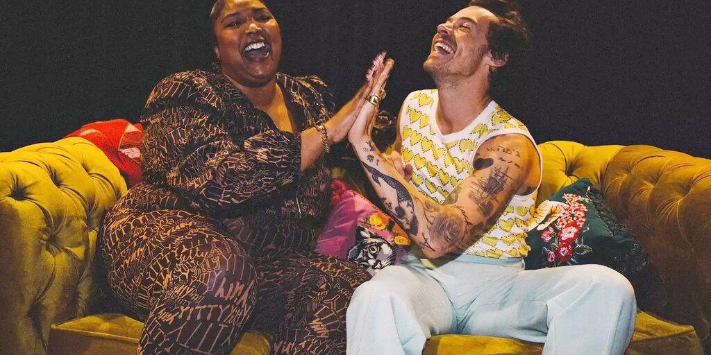 Lizzo and Harry Styles Reunite Backstage for His Last Show in Chicago