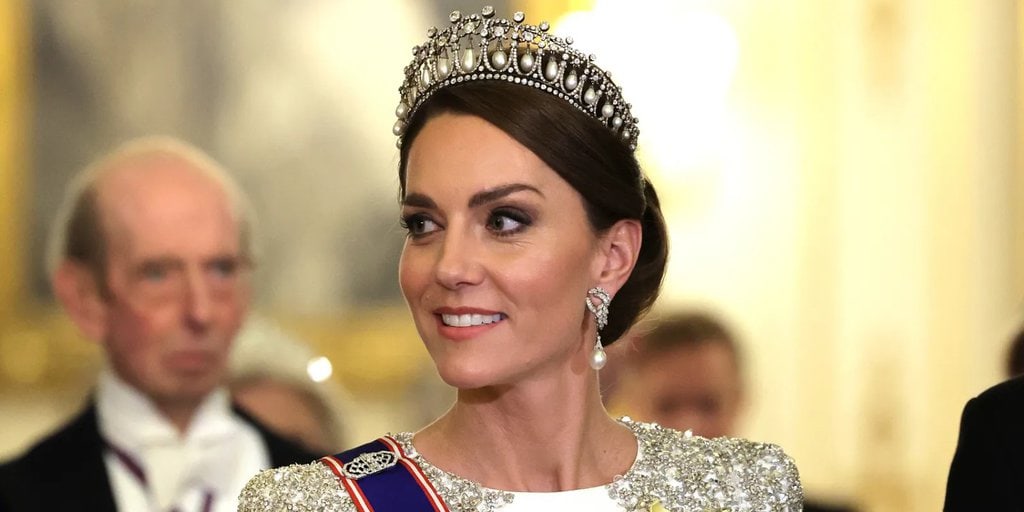 Kate Middleton Dazzles With Her Tiara Moment in the Royal Dinner